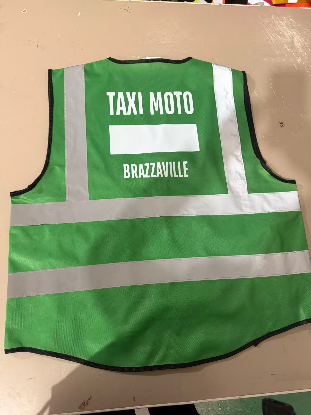 SERVICE DE PERSONNALISATION ET D'IMPRESSION DESIGN